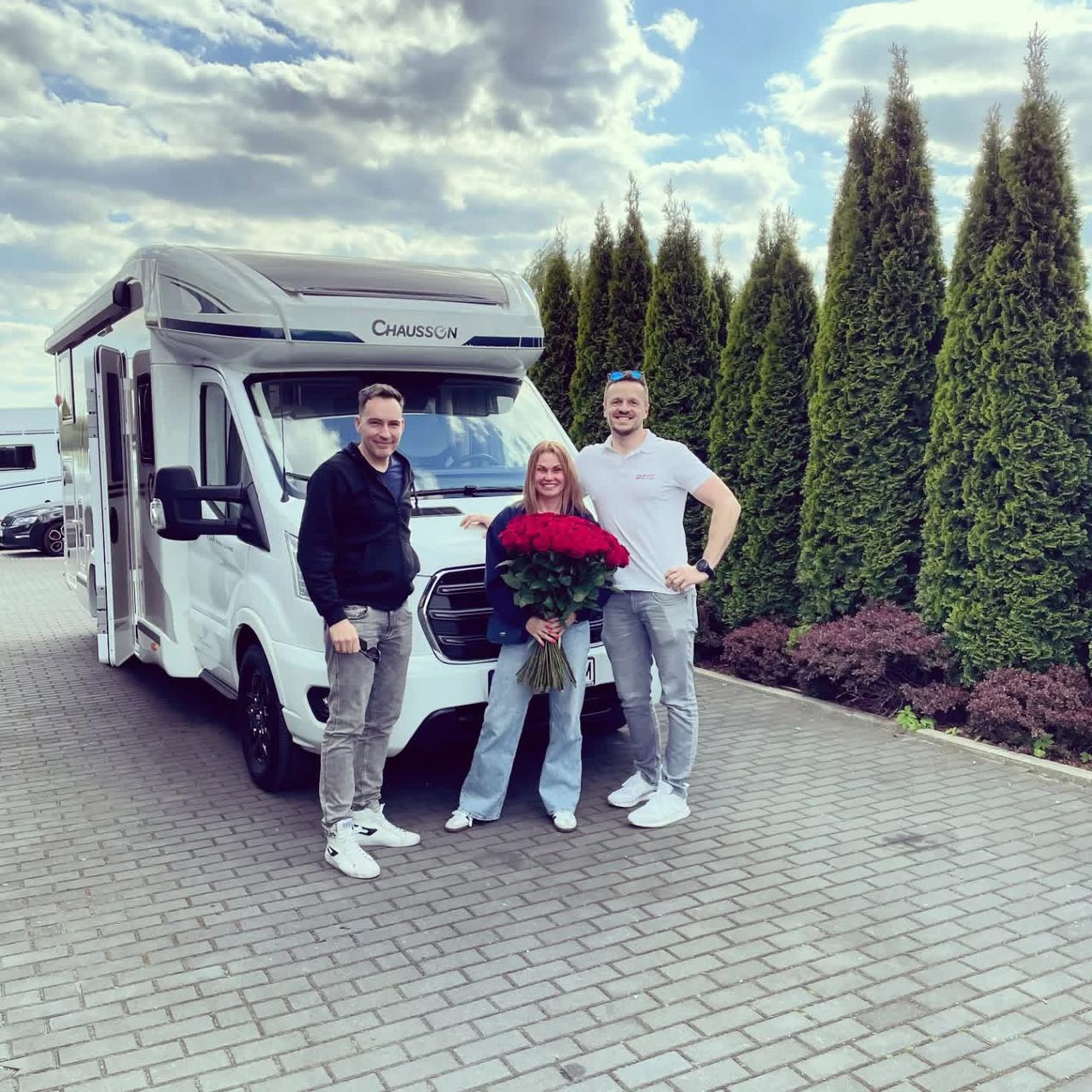Camping-car sur la route – Centrum Samochodów Używanych