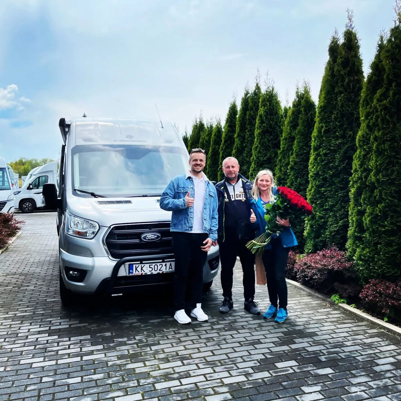 Camping-car sur la route – Centrum Samochodów Używanych
